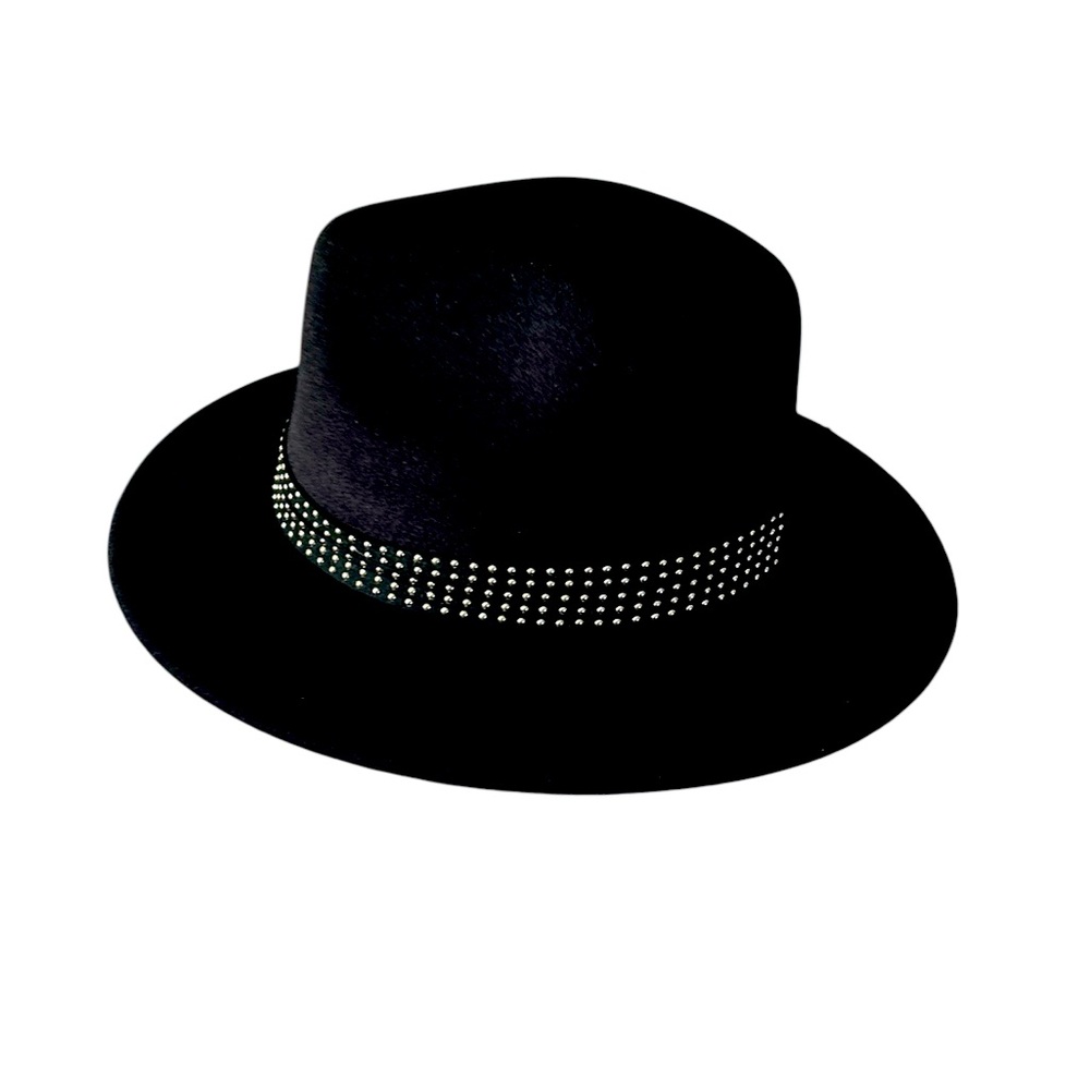 Black Hat with gold details belt around the hat.